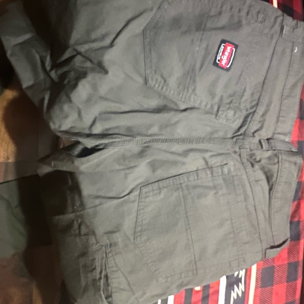 Wrangler Work Wear Cargo Pants - Utility Style - Picture 3 of 5